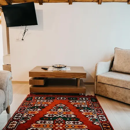 بيت ريفي Bujtina Kalaja *