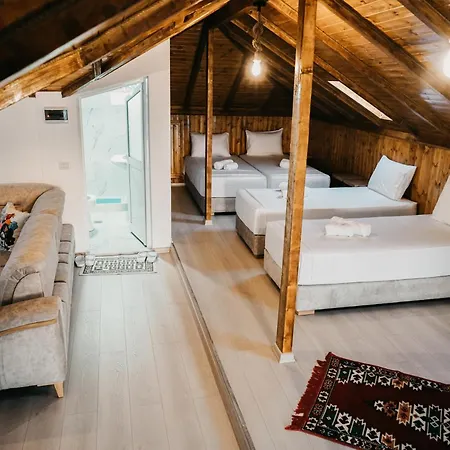 Bujtina Kalaja بيت ريفي