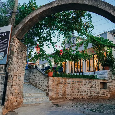 Bujtina Kalaja Fogadó *