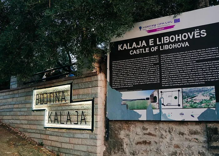 イン Bujtina Kalaja *