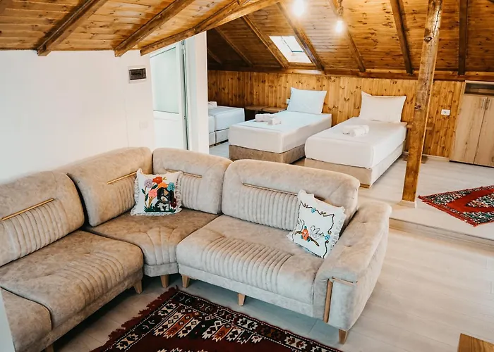 Inn Bujtina Kalaja *