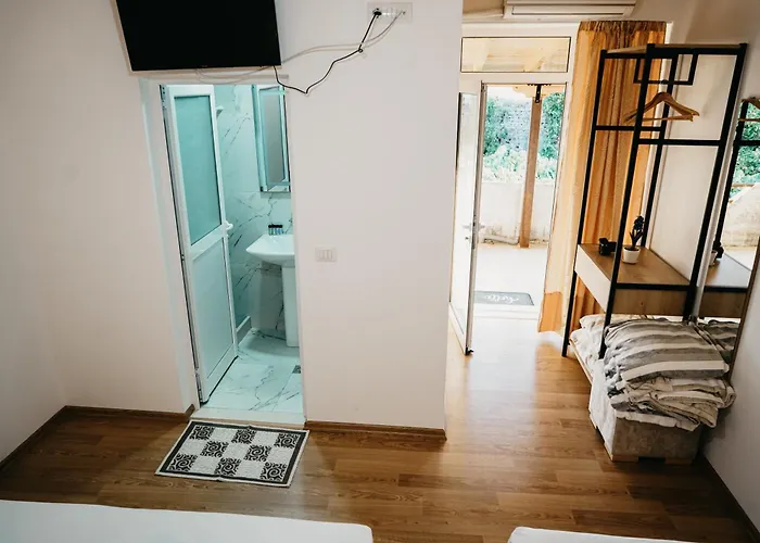 Bujtina Kalaja Inn Libohove